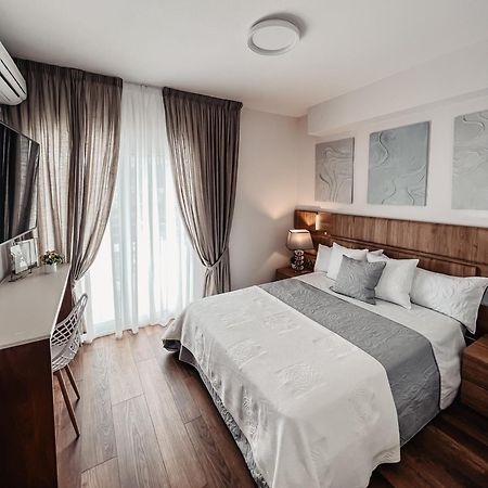 Emerald Palm Residence 阿德耶 外观 照片