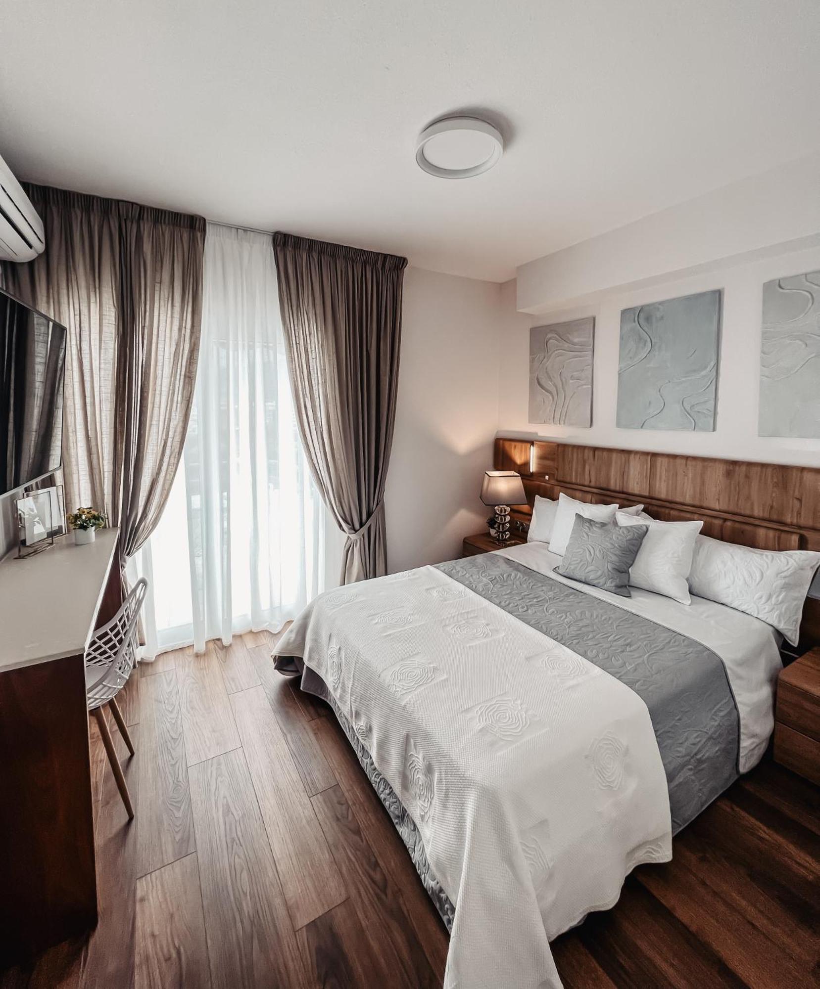 Emerald Palm Residence 阿德耶 外观 照片